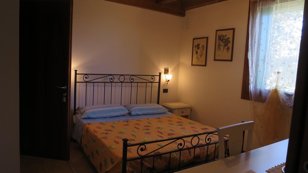 Agriturismo L'Albara - Wines, Pool & Spa Villaganzerla Exterior photo
